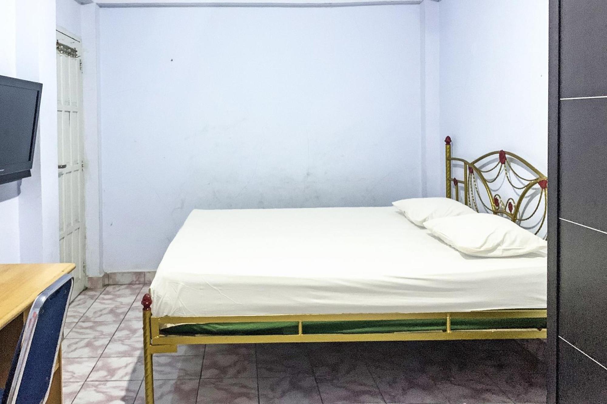 OYO 91757 Surya Hotel Lalabata Bagian luar foto